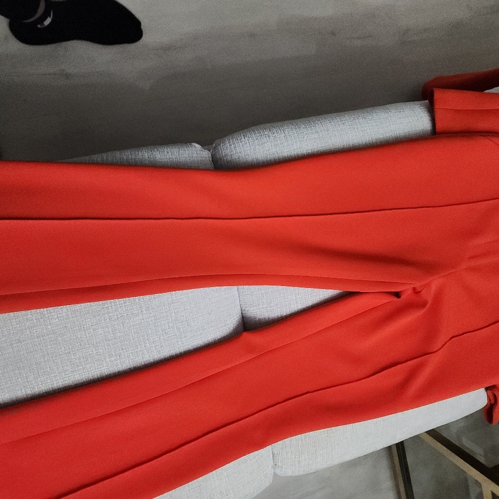 Veronica Beard 2 Pc Suit. Color is Orange-Gorgeous! - Picture 4 of 5